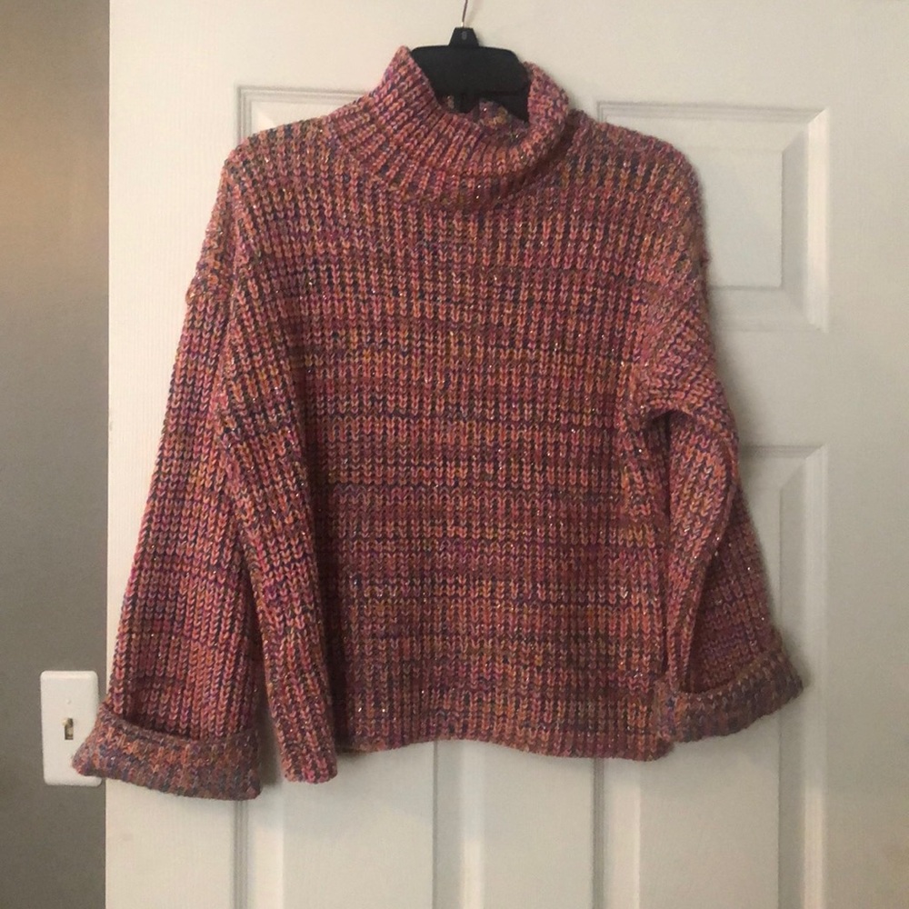 NYC long sleeve sweater